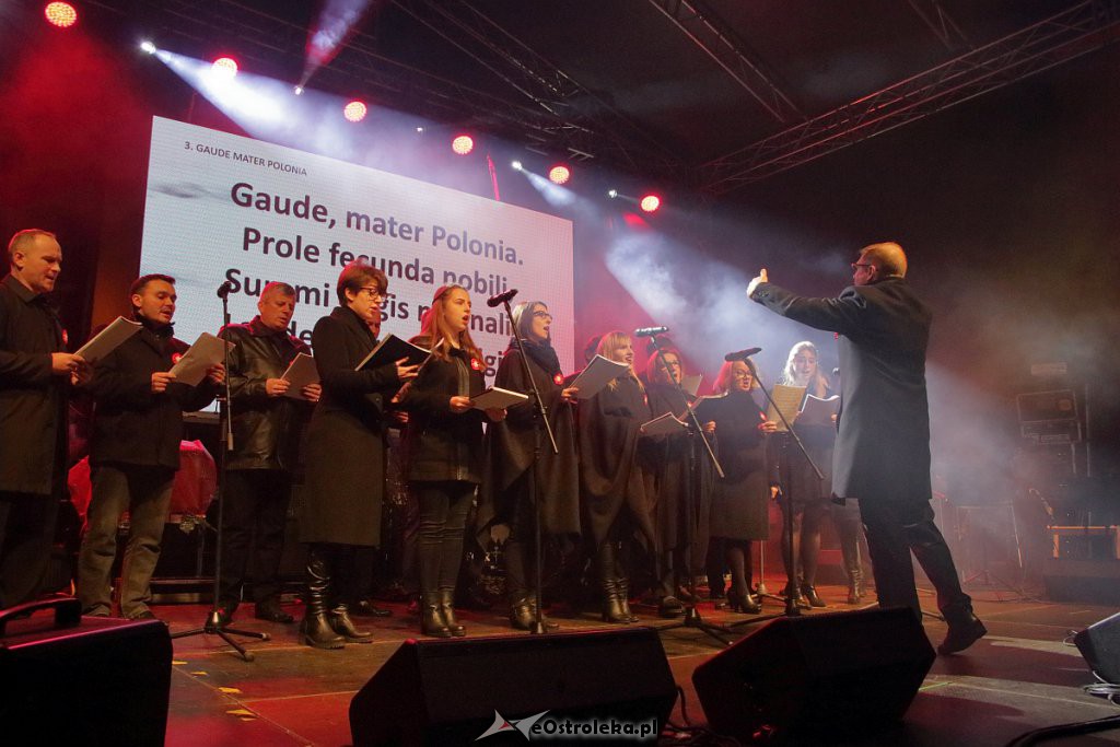 Ostrołęka zaśpiewała dla Niepodległej [11.11.2018] - zdjęcie #46 - eOstroleka.pl
