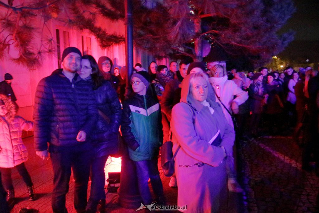 Ostrołęka z Fortecą zaśpiewała dla Niepodległej [11.11.2018] - zdjęcie #48 - eOstroleka.pl