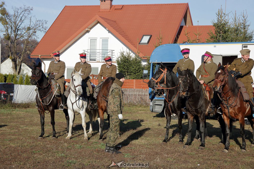W pogoni za lisem – Hubertus w Dzbeninie [17.11.2018] - zdjęcie #26 - eOstroleka.pl