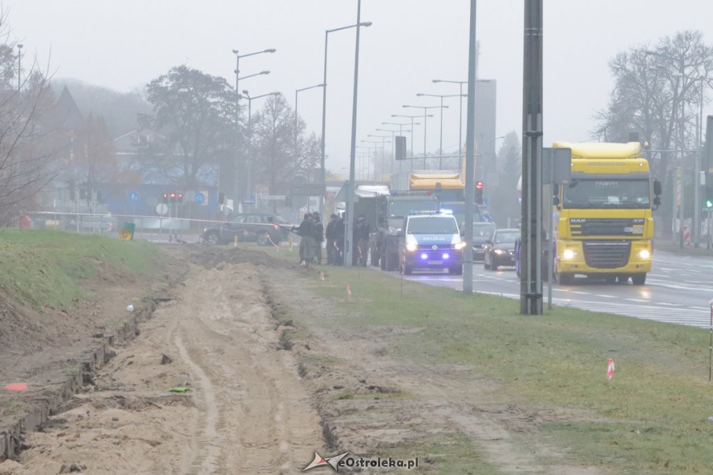 Niewybuch na Alei Wojska Polskiego w Ostrołęce [03.12.2018] - zdjęcie #1 - eOstroleka.pl