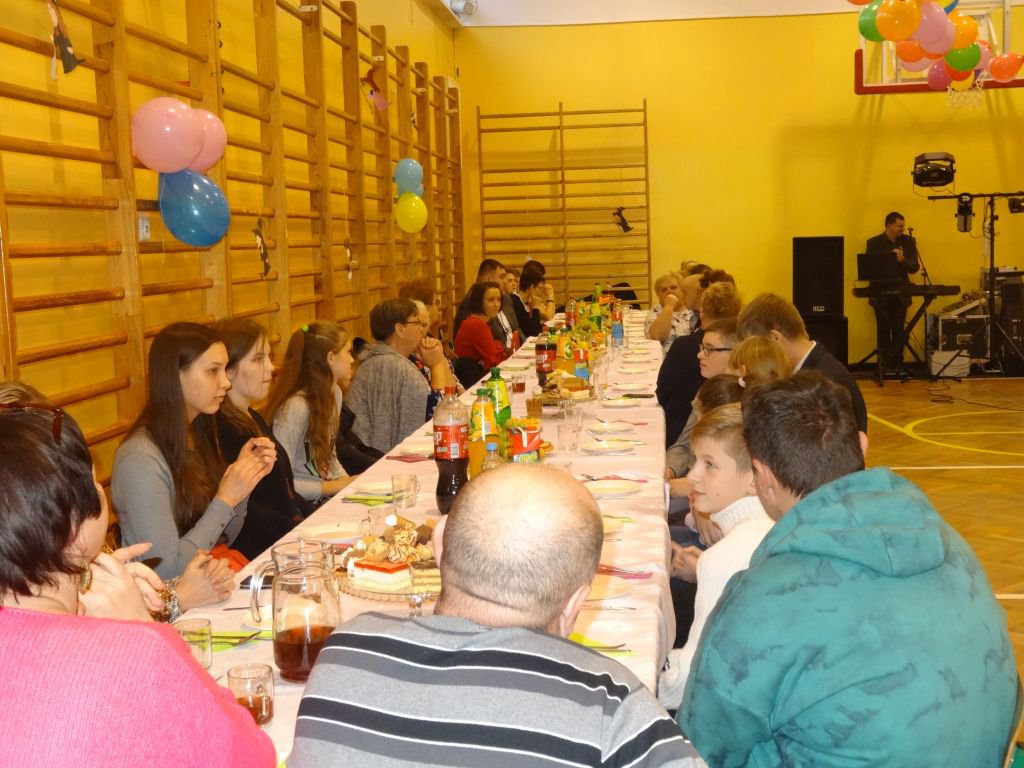 Andrzejowy bal dla osób niepełnosprawnych w Goworowie [06.12.2018] - zdjęcie #3 - eOstroleka.pl