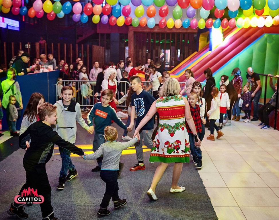 Mikołajkowe Kinder Party w Clubie Capitol Sypniewo [09.12.2018] - zdjęcie #29 - eOstroleka.pl