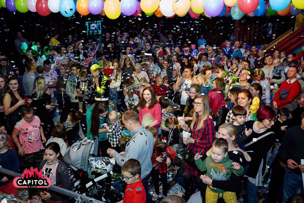 Mikołajkowe Kinder Party w Clubie Capitol Sypniewo [09.12.2018] - zdjęcie #111 - eOstroleka.pl