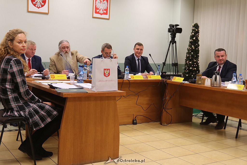Sesja rady miasta Ostrołęki [13.12.2018] - zdjęcie #11 - eOstroleka.pl