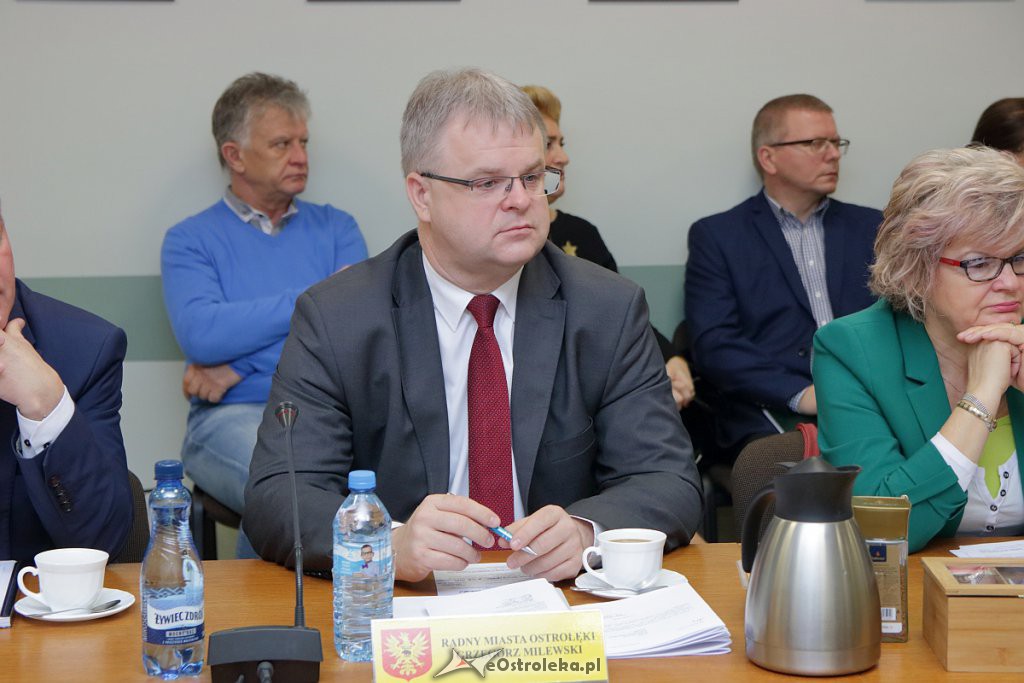 IV sesja Rady Miasta Ostrołęki [27.12.2018] - zdjęcie #24 - eOstroleka.pl