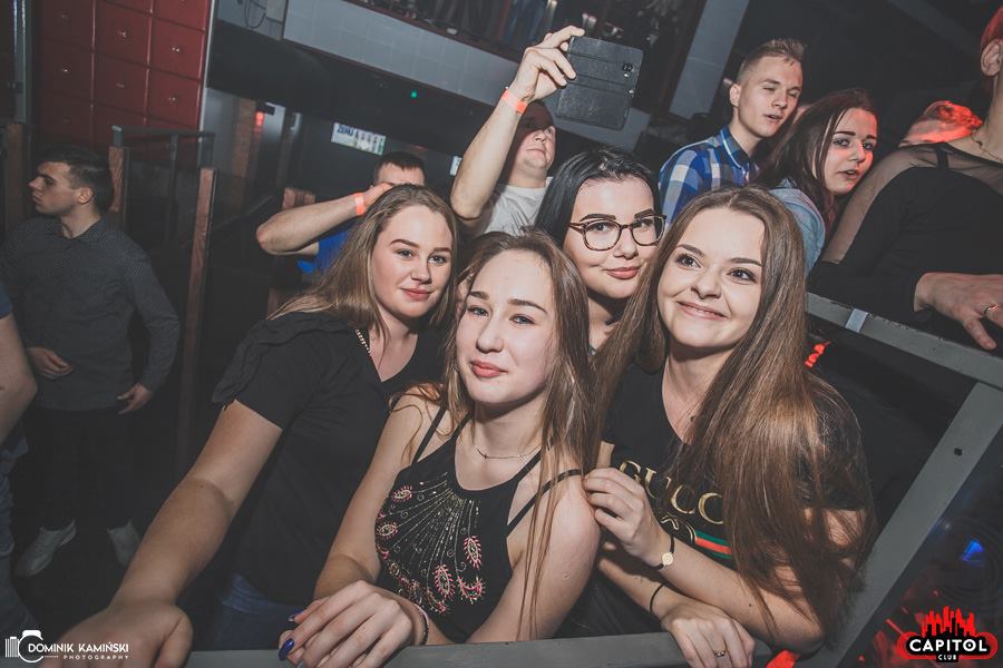 II dzień świąt w Clubie Capitol Sypniewo [26.12.2018] - zdjęcie #1 - eOstroleka.pl