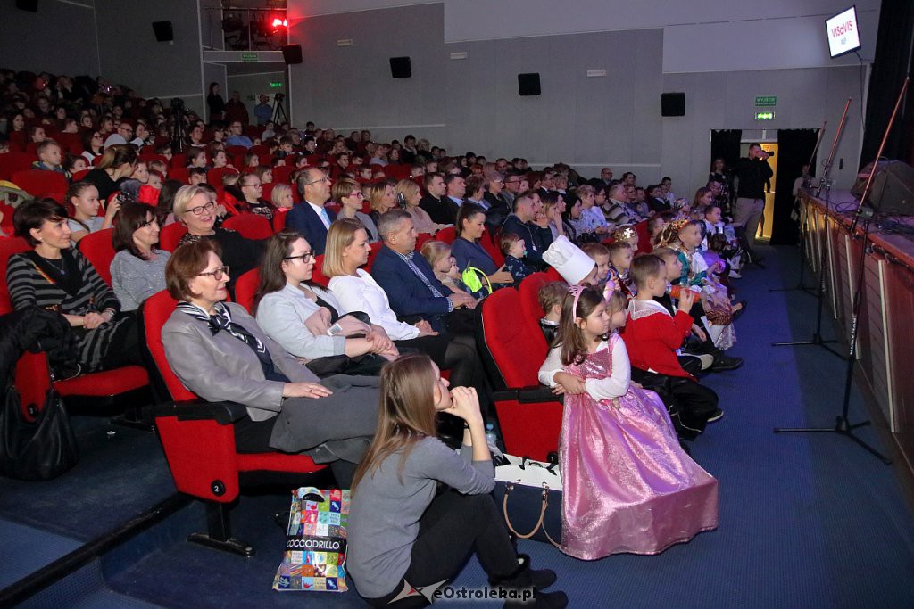 Charytatywny koncert uczniów „dziesiątki w OCK [08.01.2019] - zdjęcie #24 - eOstroleka.pl