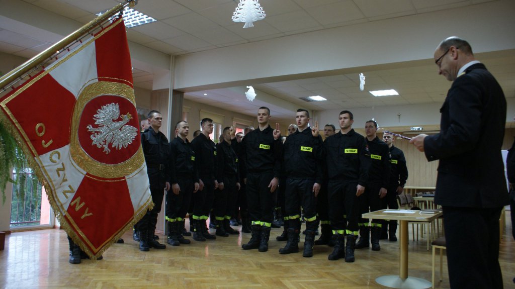 Ślubowanie nowych strażaków w PSP Ostrołęka [17.01.2019] - zdjęcie #4 - eOstroleka.pl