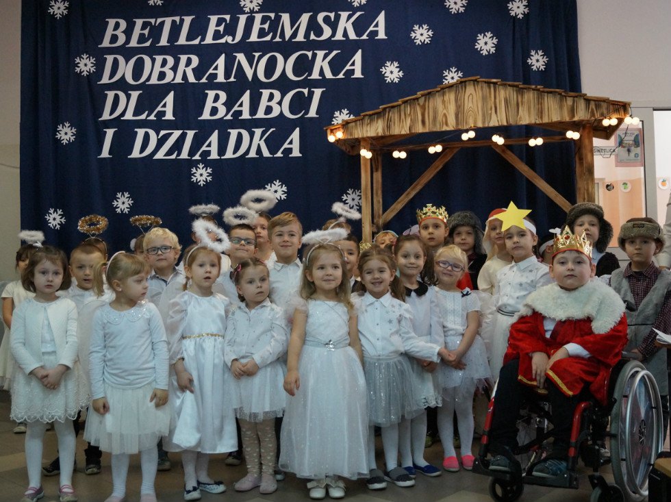 „Betlejemska dobranocka dla babci i dziadka [22.01.2019] - zdjęcie #2 - eOstroleka.pl