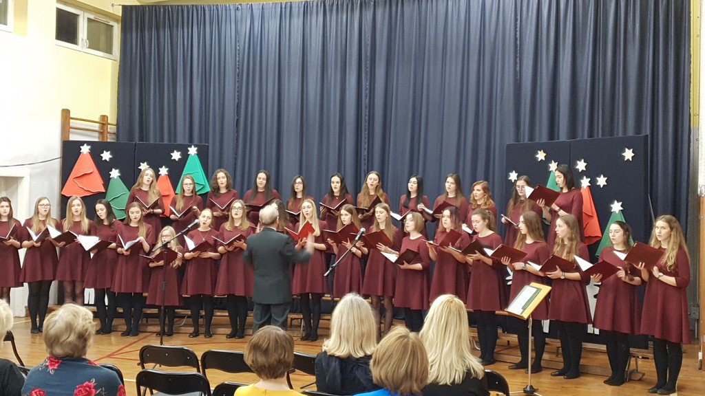 Noworoczny koncert chóru Cantilena w II LO [22.01.2019] - zdjęcie #11 - eOstroleka.pl