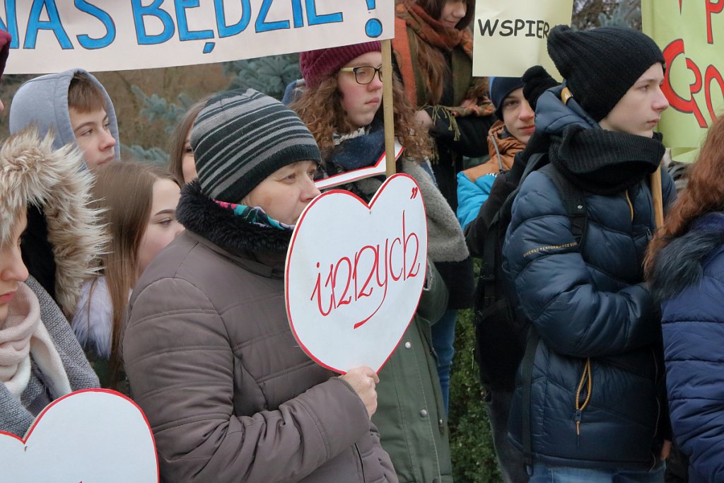 Ostrołęcka młodzież sprzeciwia się agresji i mowie nienawiści  [24.01.2019] - zdjęcie #18 - eOstroleka.pl