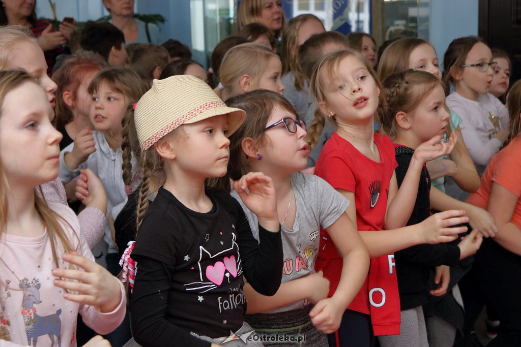 Fit Day w Szkole Podstawowej nr 10 [25.01.2019] - zdjęcie #45 - eOstroleka.pl