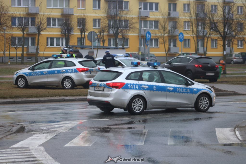 Ostrołęka: Potrącenie pieszej na ulicy Steyera [11.02.2019] - zdjęcie #1 - eOstroleka.pl