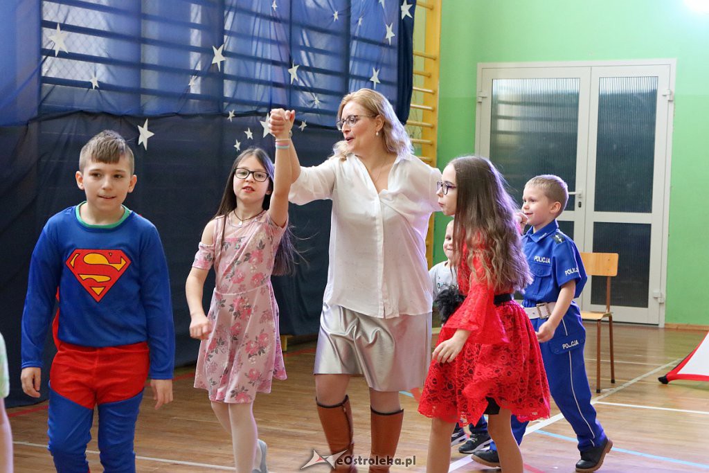 Karnawałowa zabawa w Szkole Podstawowej nr 2 [23.02.2019] - zdjęcie #28 - eOstroleka.pl