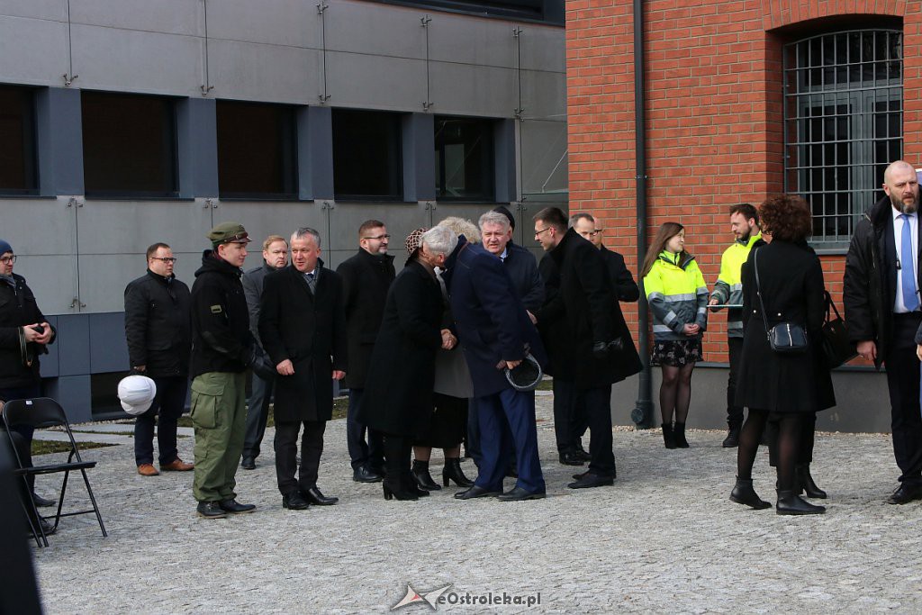 Budowa Muzeum Żołnierzy Wyklętych w Ostrołęce oficjalnie zakończona [01.03.2019] - zdjęcie #25 - eOstroleka.pl