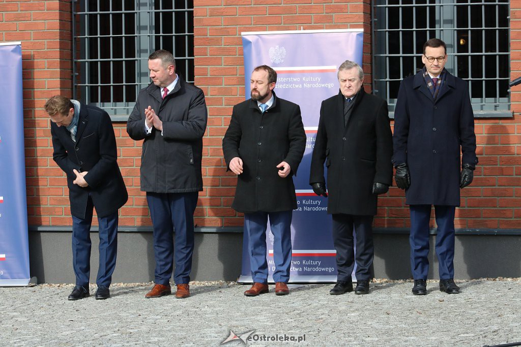 Budowa Muzeum Żołnierzy Wyklętych w Ostrołęce oficjalnie zakończona [01.03.2019] - zdjęcie #33 - eOstroleka.pl
