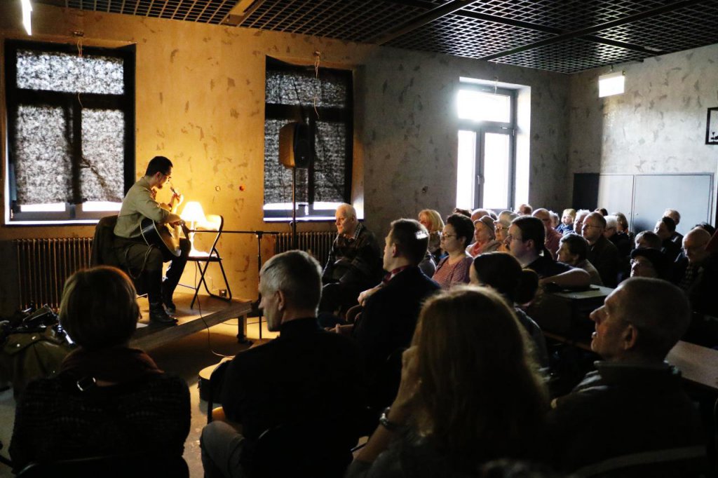 Koncert Huberta Bojarskiego w Muzeum Żołnierzy Wyklętych [02.03.2019] - zdjęcie #10 - eOstroleka.pl