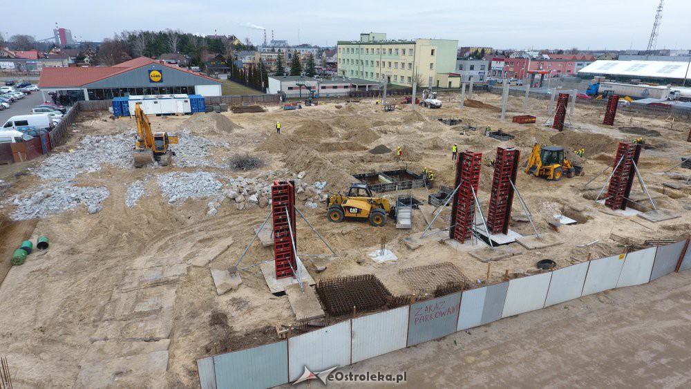 Budowa parku handlowego Vendo przy ul. Witosa [07.03.2019] - zdjęcie #16 - eOstroleka.pl