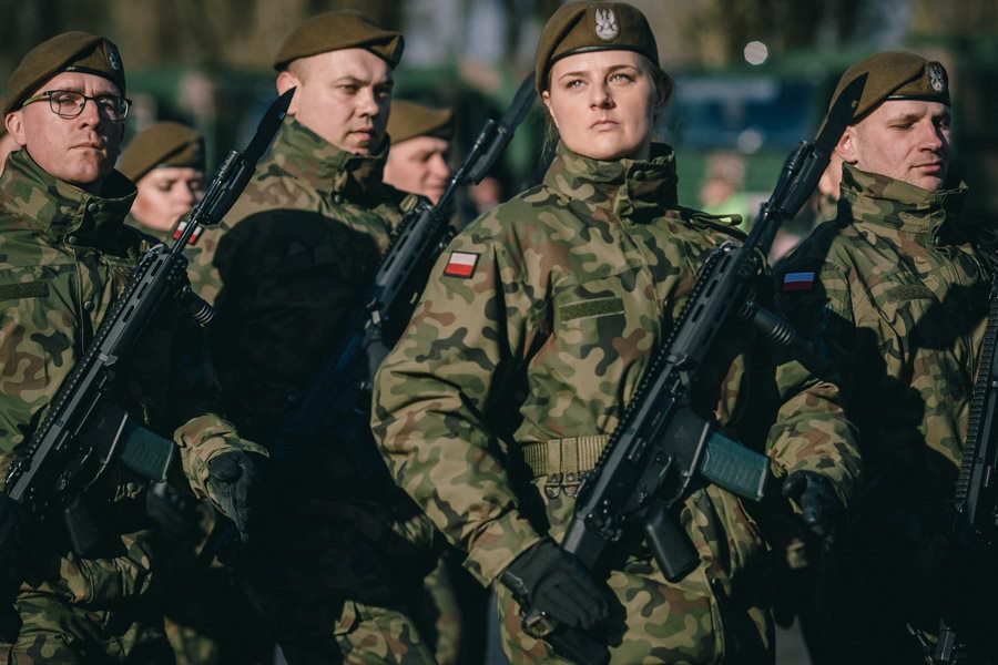 Kobiety Wojskowej Obrony Terytorialnej [08.03.2019] - zdjęcie #1 - eOstroleka.pl