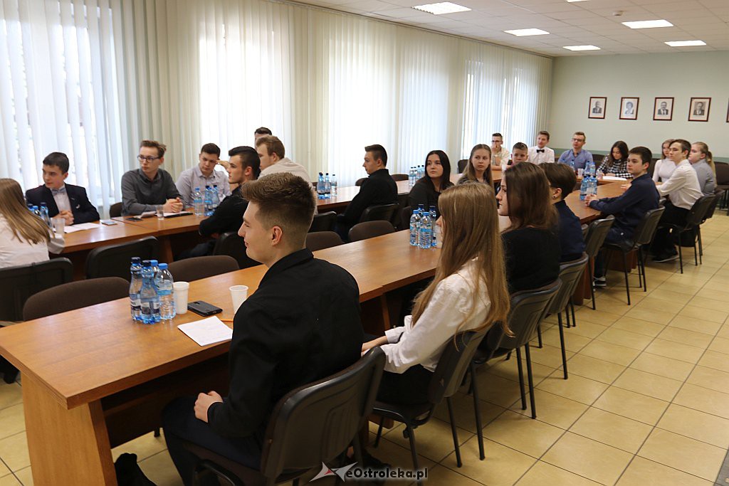 Spotkanie ws. młodzieżowej rady miasta [14.03.2019] - zdjęcie #3 - eOstroleka.pl