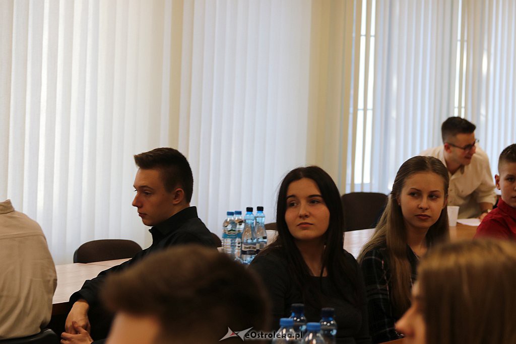 Spotkanie ws. młodzieżowej rady miasta [14.03.2019] - zdjęcie #24 - eOstroleka.pl
