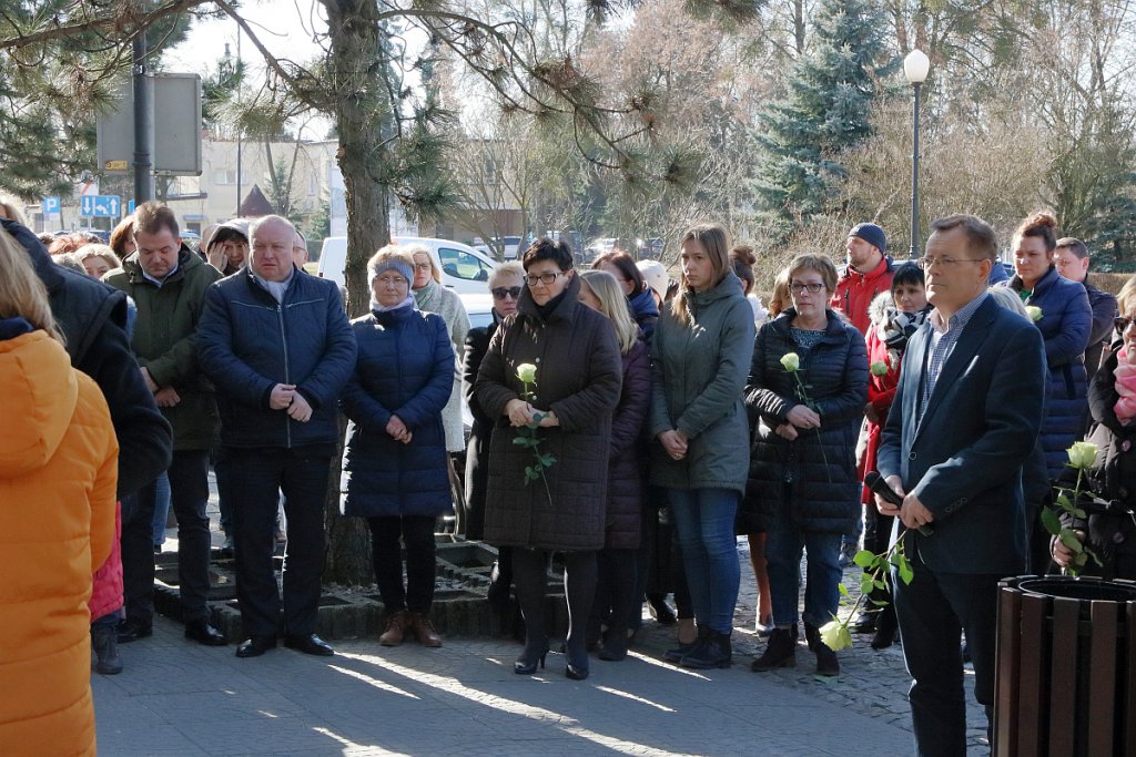 Ostrołęka: Urzędnicy złożyli hołd zmarłemu koledze [20.03.2019] - zdjęcie #13 - eOstroleka.pl
