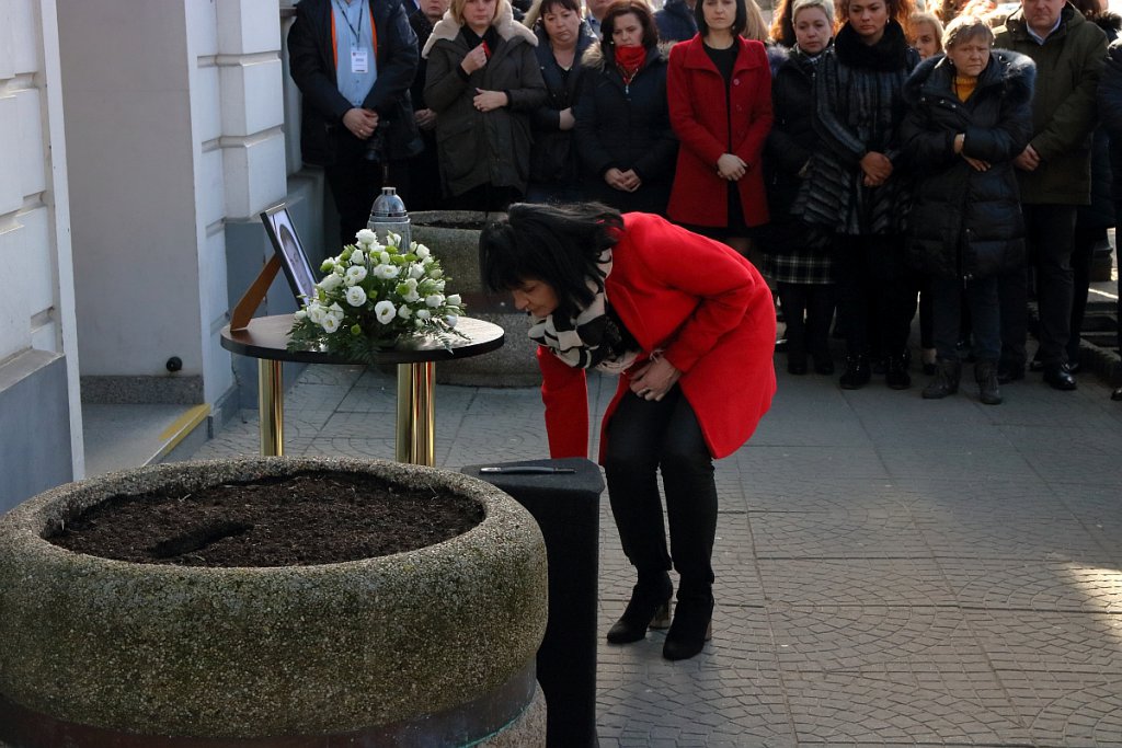 Ostrołęka: Urzędnicy złożyli hołd zmarłemu koledze [20.03.2019] - zdjęcie #27 - eOstroleka.pl