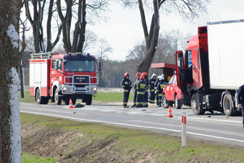 Koszmarny wypadek w Kordowie. Zginęło dwoje dzieci! [27.03.2019] - zdjęcie #3 - eOstroleka.pl