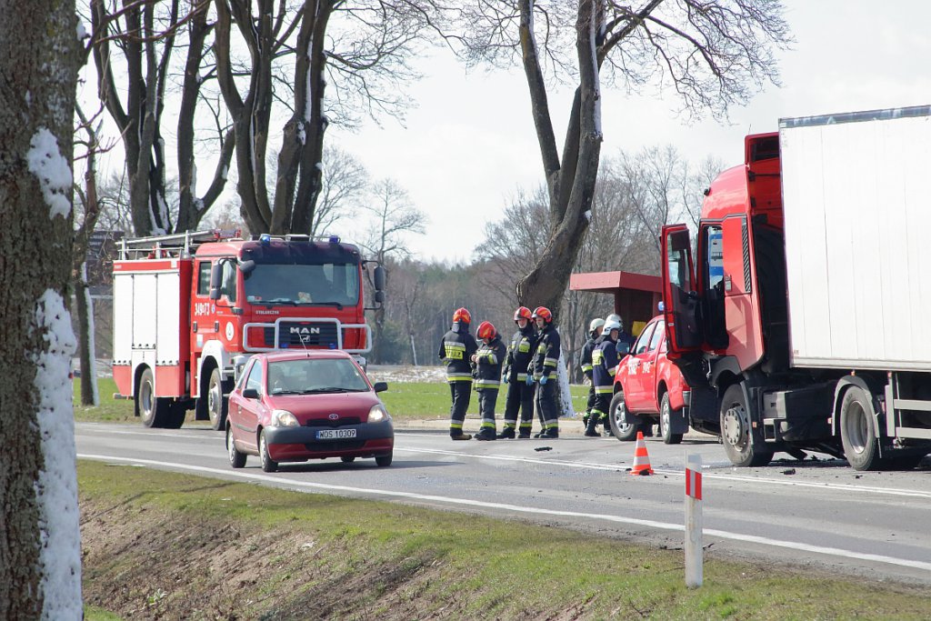 Koszmarny wypadek w Kordowie. Zginęło dwoje dzieci! [27.03.2019] - zdjęcie #6 - eOstroleka.pl