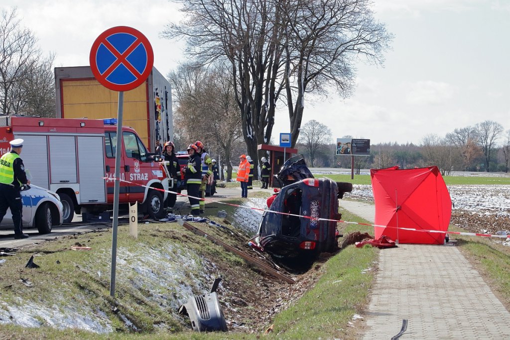 Koszmarny wypadek w Kordowie. Zginęło dwoje dzieci! [27.03.2019] - zdjęcie #11 - eOstroleka.pl