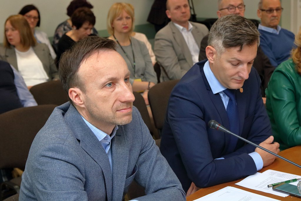 VIII sesja Rady Miasta Ostrołęka [28.03.2019] - zdjęcie #27 - eOstroleka.pl