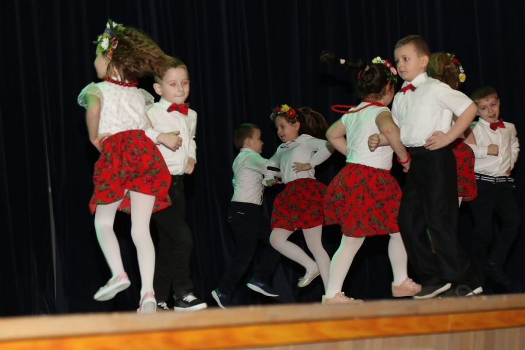 IV edycji konkursu Tańce z przedszkolakami Kurpikami - zdjęcie #2 - eOstroleka.pl