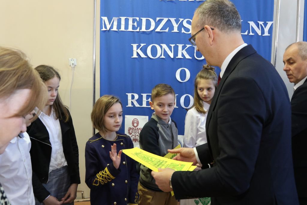 Międzyszkolny konkurs wiedzy o regionie w „trójce” [04.04.2019] - zdjęcie #8 - eOstroleka.pl