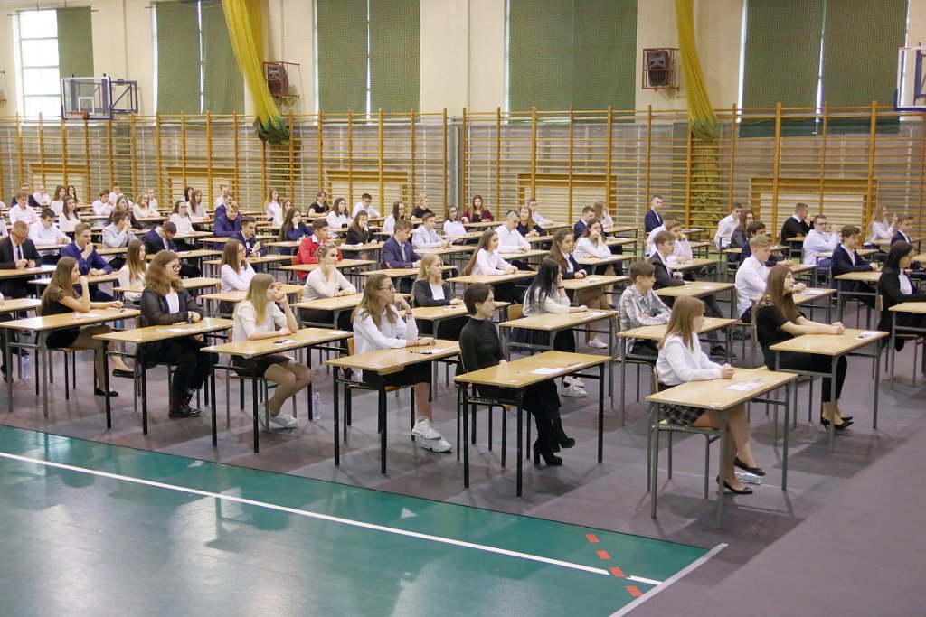  Egzaminy gimnazjalne w Ostrołęce [10.04.2019] - zdjęcie #61 - eOstroleka.pl