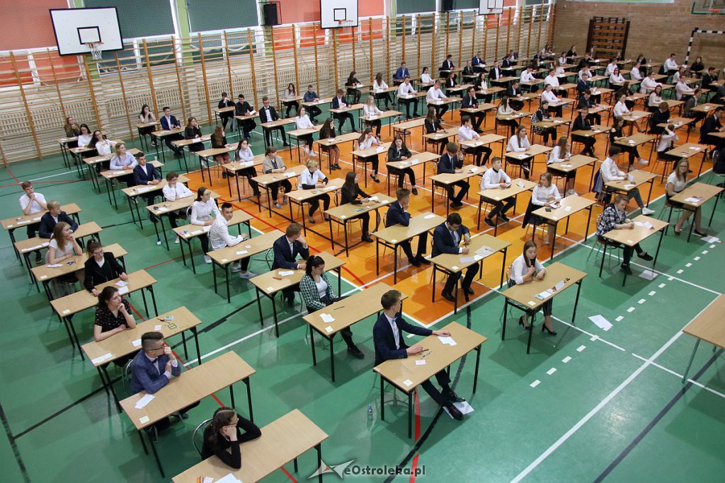 Drugi dzień egzaminów gimnazjalnych [11.04.2019] - zdjęcie #81 - eOstroleka.pl