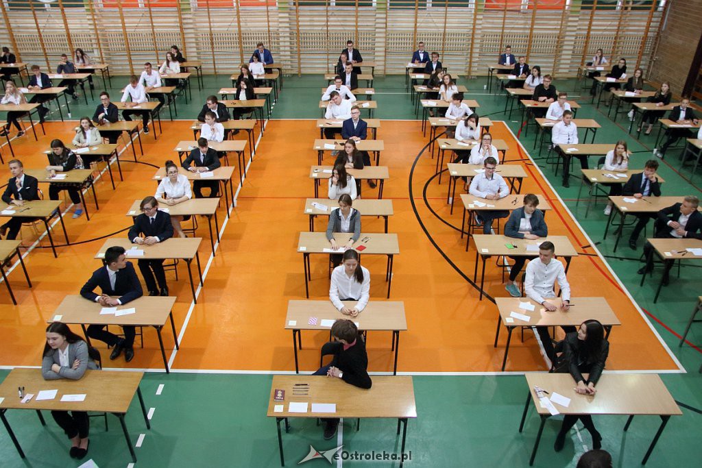 Drugi dzień egzaminów gimnazjalnych [11.04.2019] - zdjęcie #91 - eOstroleka.pl