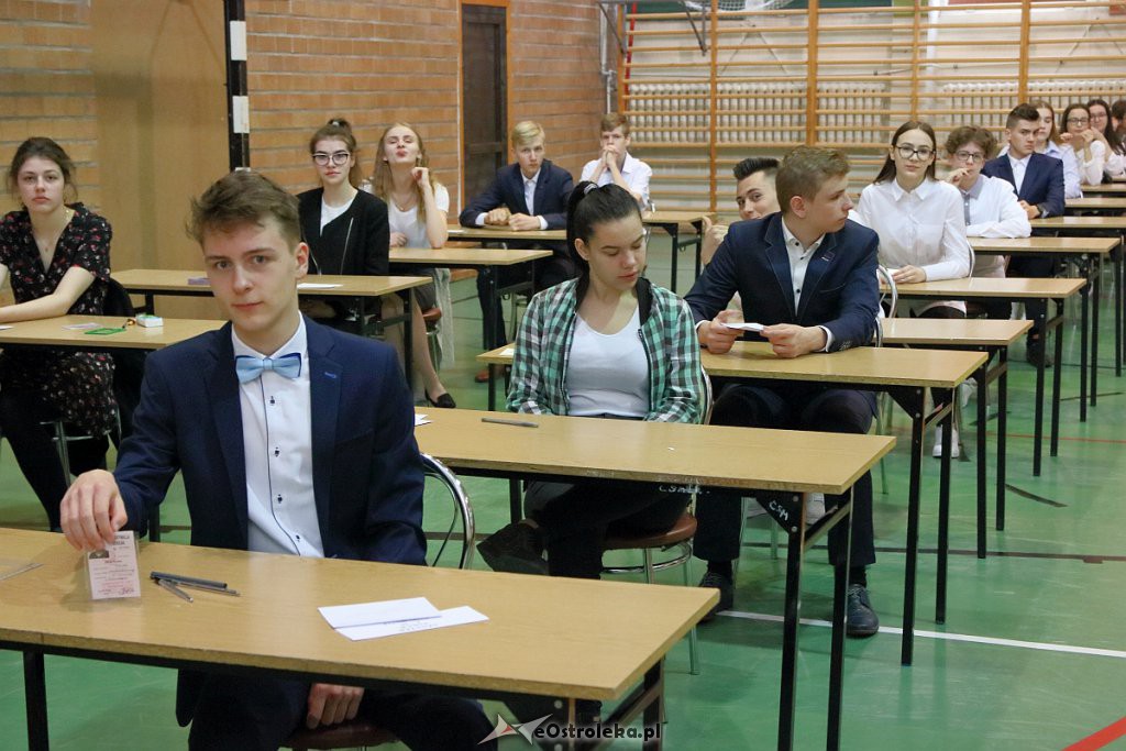 Drugi dzień egzaminów gimnazjalnych [11.04.2019] - zdjęcie #100 - eOstroleka.pl