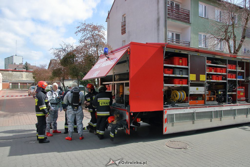 Alarm bombowy i koperta z białym proszkiem w ostrołęckim sądzie [12.04.2019] - zdjęcie #7 - eOstroleka.pl
