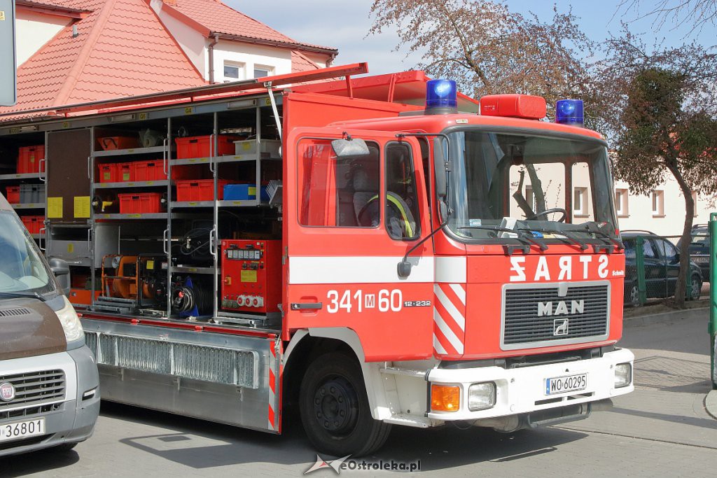 Alarm bombowy i koperta z białym proszkiem w ostrołęckim sądzie [12.04.2019] - zdjęcie #9 - eOstroleka.pl