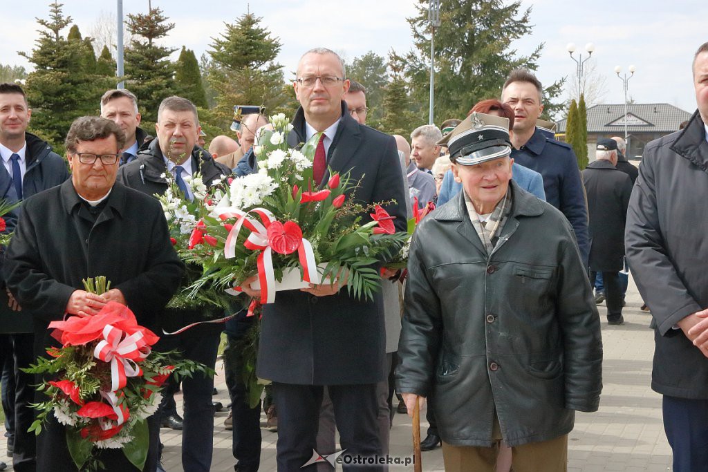 Miejskie obchody 79. rocznicy Zbrodni Katyńskiej [12.04.2019] - zdjęcie #21 - eOstroleka.pl