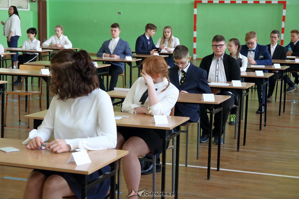 Egzamin ósmoklasisty w Ostrołęce [15.04.2019] - zdjęcie #48 - eOstroleka.pl