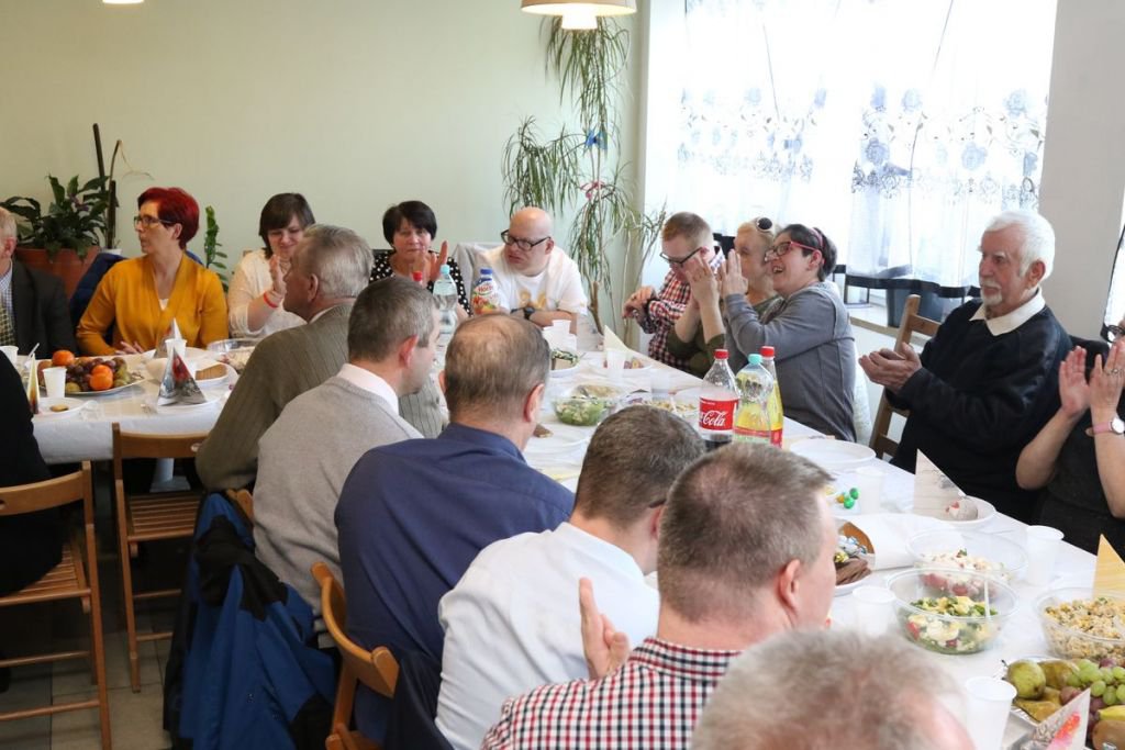 Wielkanocne spotkanie u „Motylków” [19.04.2019] - zdjęcie #8 - eOstroleka.pl