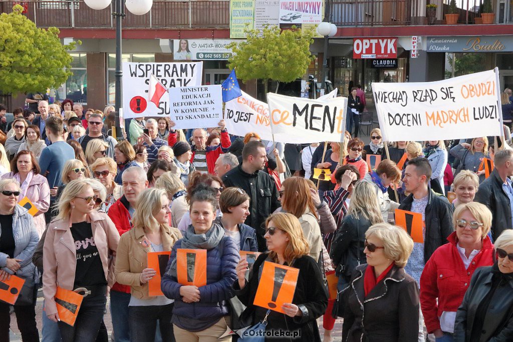 Wiec poparcia dla nauczycieli w Ostrołęce [24.04.2019] - zdjęcie #20 - eOstroleka.pl
