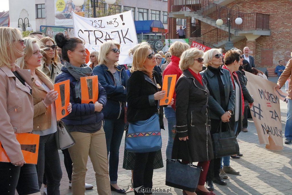 Wiec poparcia dla nauczycieli w Ostrołęce [24.04.2019] - zdjęcie #29 - eOstroleka.pl