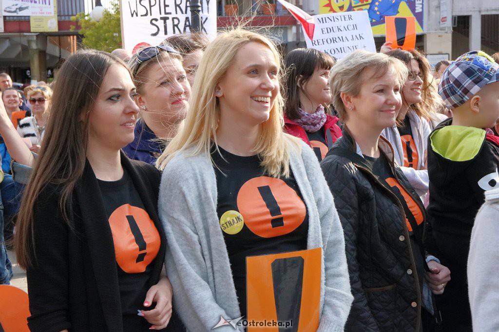 Wiec poparcia dla nauczycieli w Ostrołęce [24.04.2019] - zdjęcie #32 - eOstroleka.pl