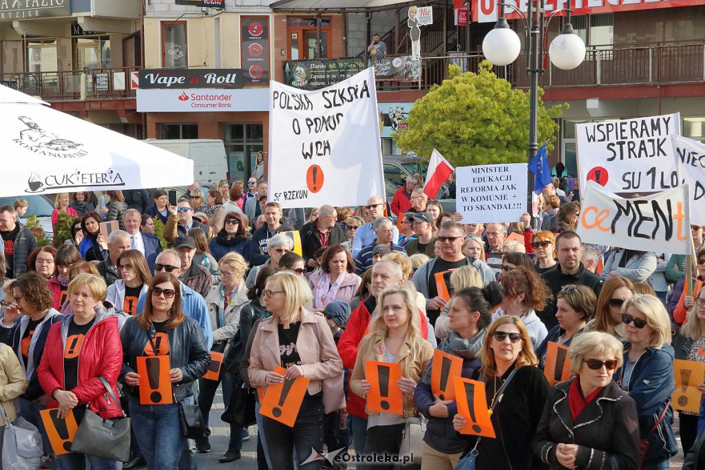 Wiec poparcia dla nauczycieli w Ostrołęce [24.04.2019] - zdjęcie #37 - eOstroleka.pl
