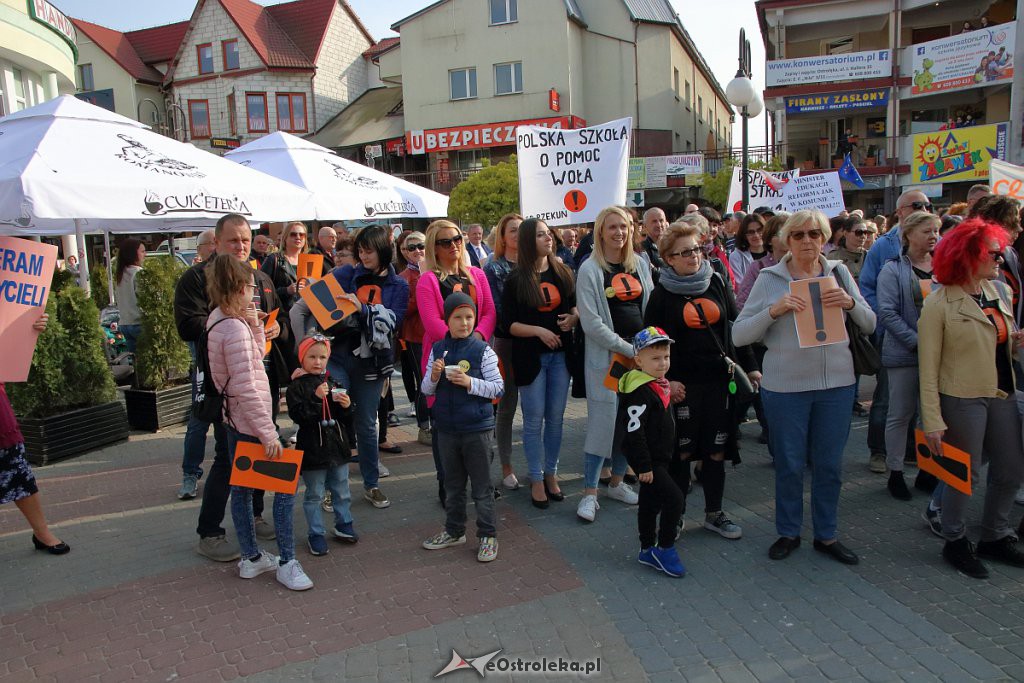 Wiec poparcia dla nauczycieli w Ostrołęce [24.04.2019] - zdjęcie #61 - eOstroleka.pl