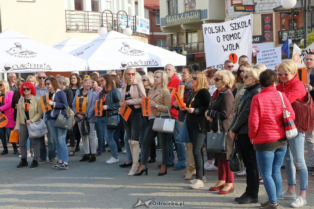 Wiec poparcia dla nauczycieli w Ostrołęce [24.04.2019] - zdjęcie #64 - eOstroleka.pl