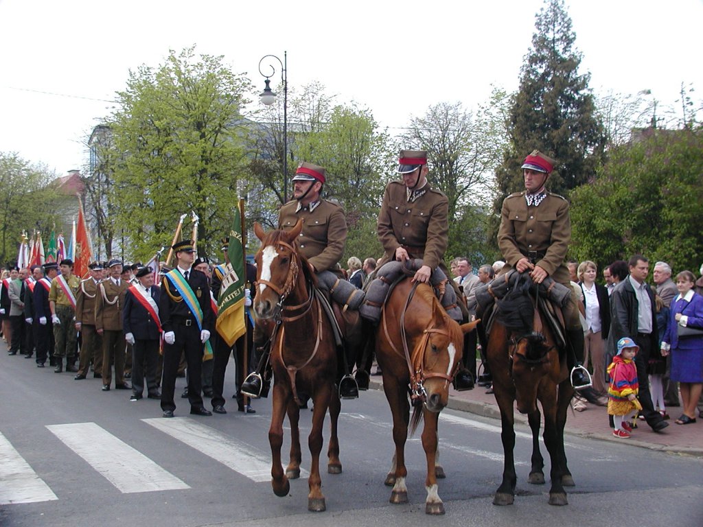 Obchody święta 3 maja w 2004 roku (archiwalne zdjęcia) - zdjęcie #10 - eOstroleka.pl