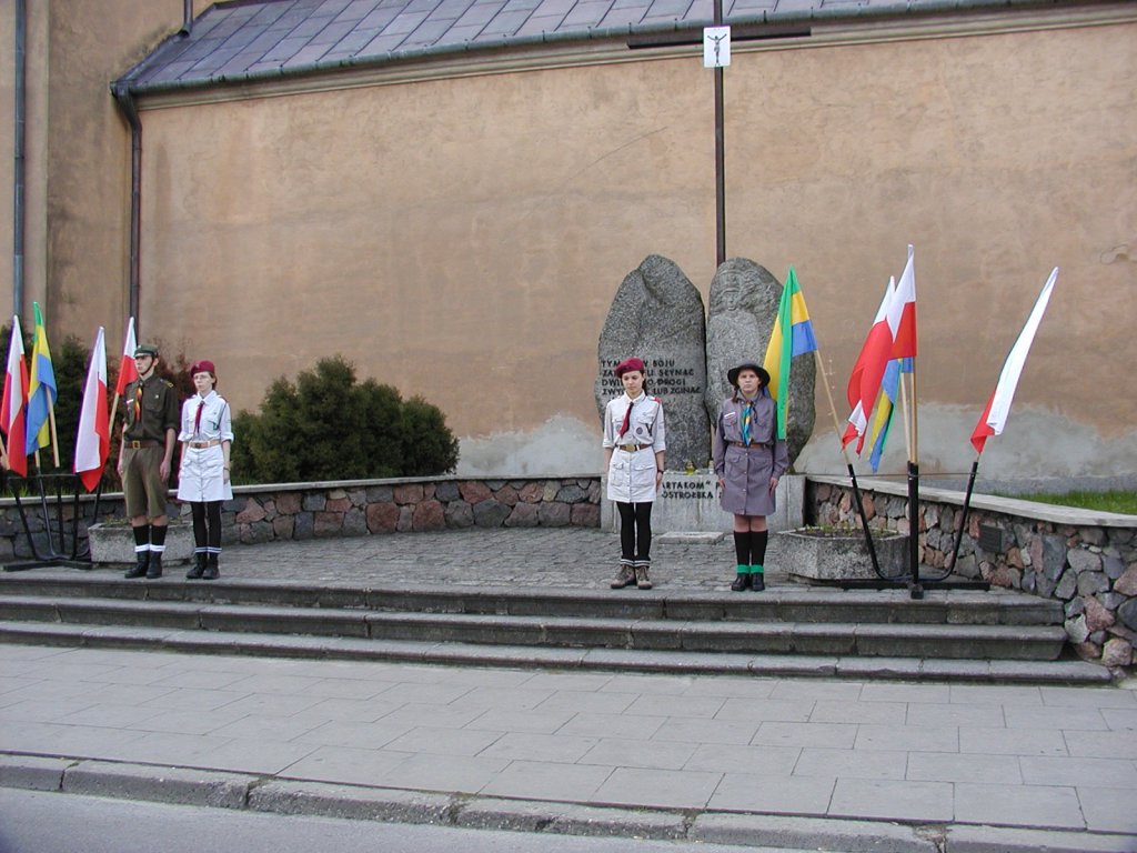 Obchody święta 3 maja w 2004 roku (archiwalne zdjęcia) - zdjęcie #11 - eOstroleka.pl
